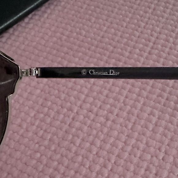 ❤️ Final Sale! Dior So Real Sunglasses - Picture 6 of 9